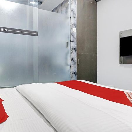 Oyo Flagship Hotel Royal Inn Surat Luaran gambar