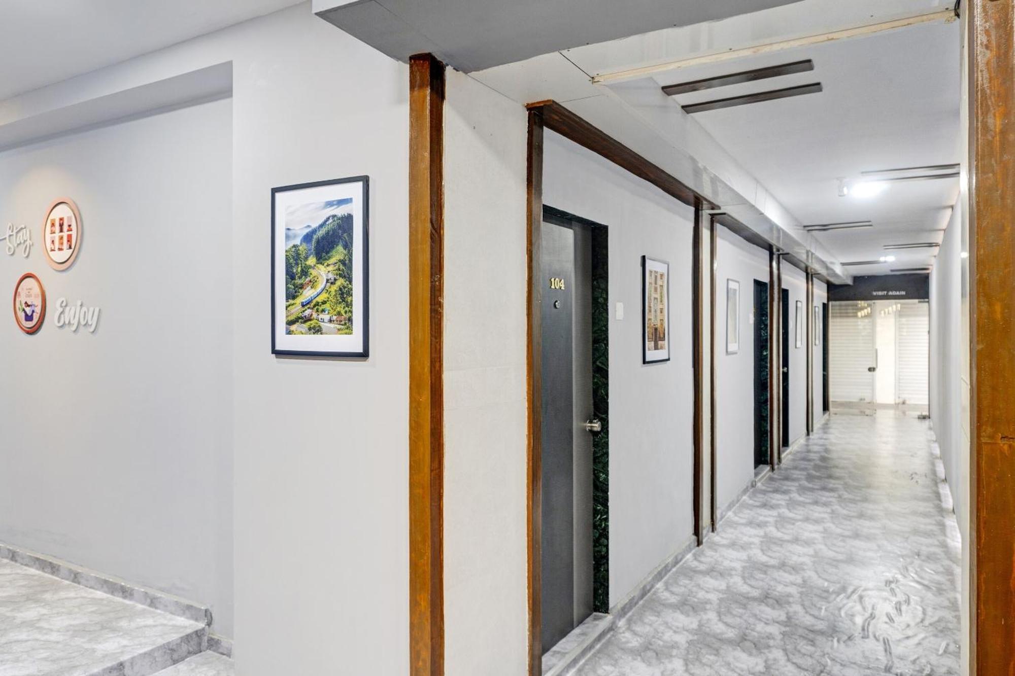 Oyo Flagship Hotel Royal Inn Surat Luaran gambar