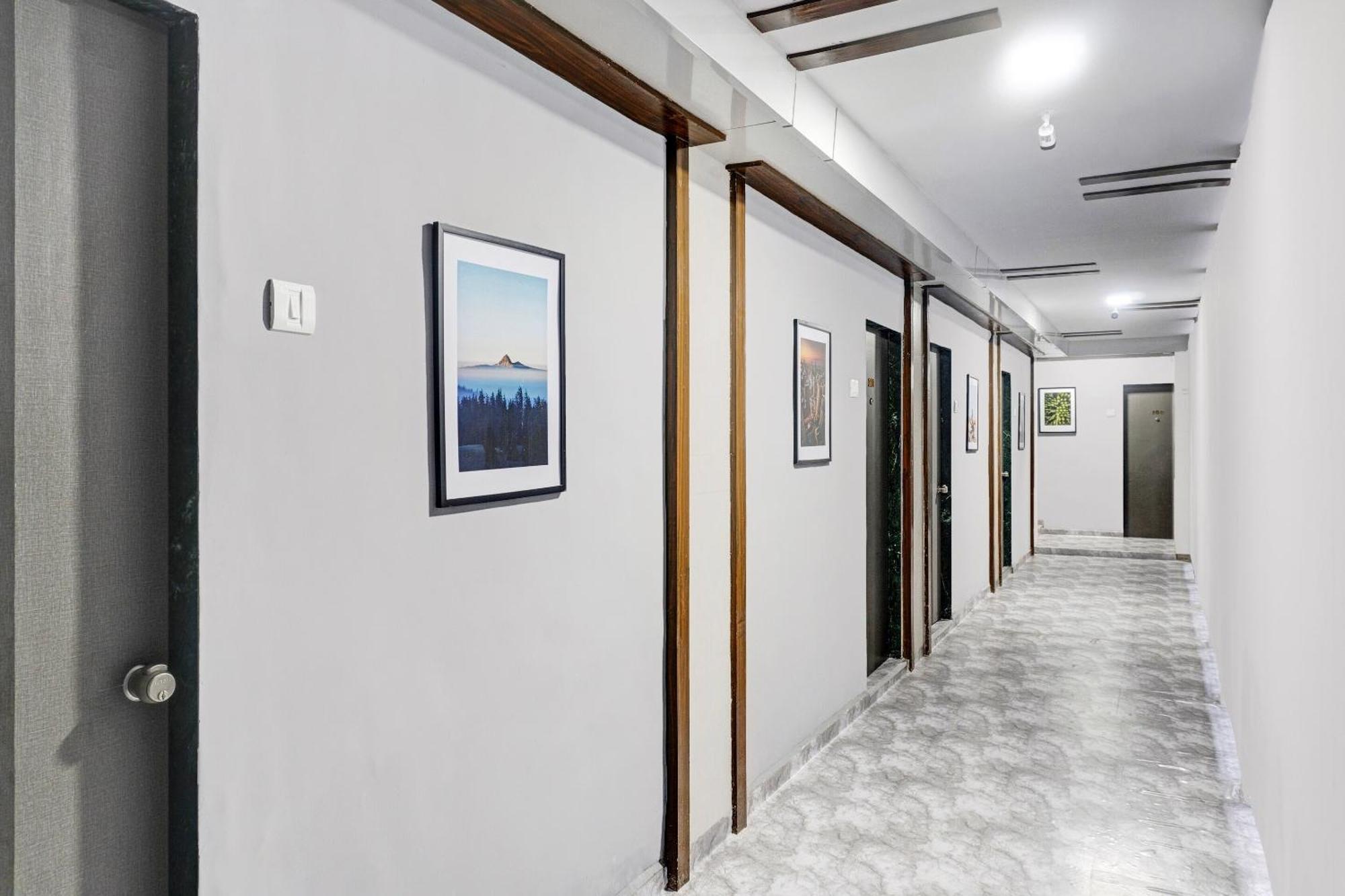 Oyo Flagship Hotel Royal Inn Surat Luaran gambar